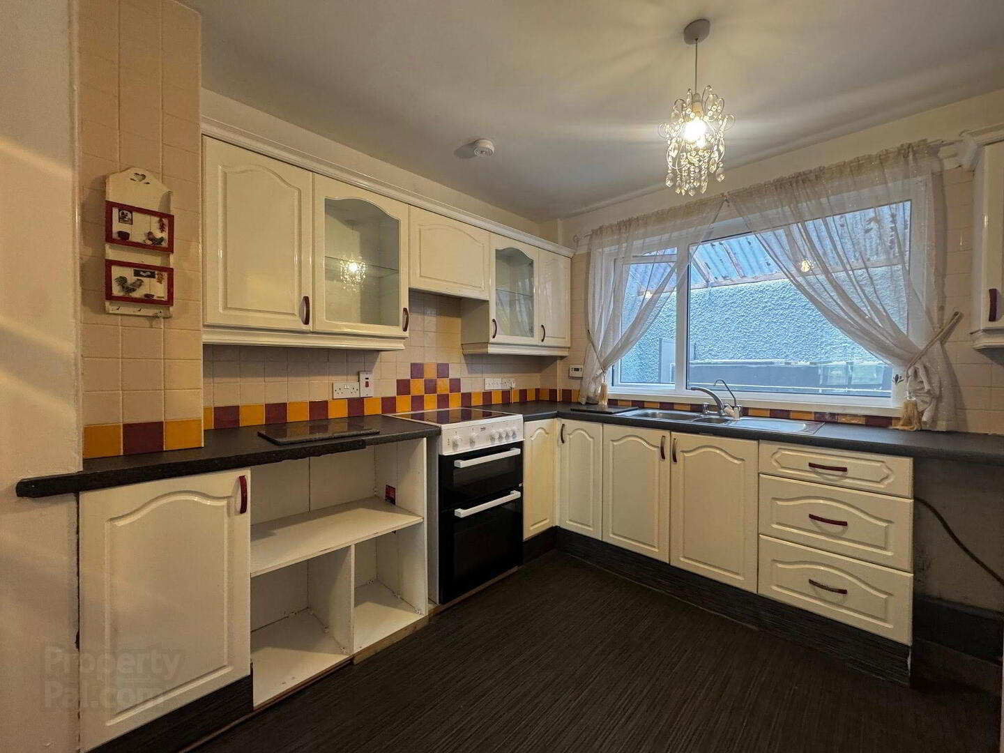 57 Strand Road 11 of 31