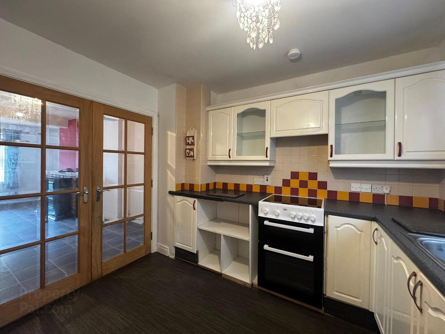 57 Strand Road 10 of 31
