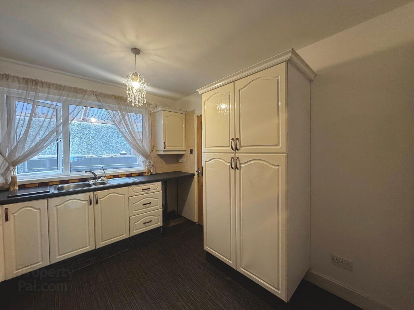 57 Strand Road 14 of 31