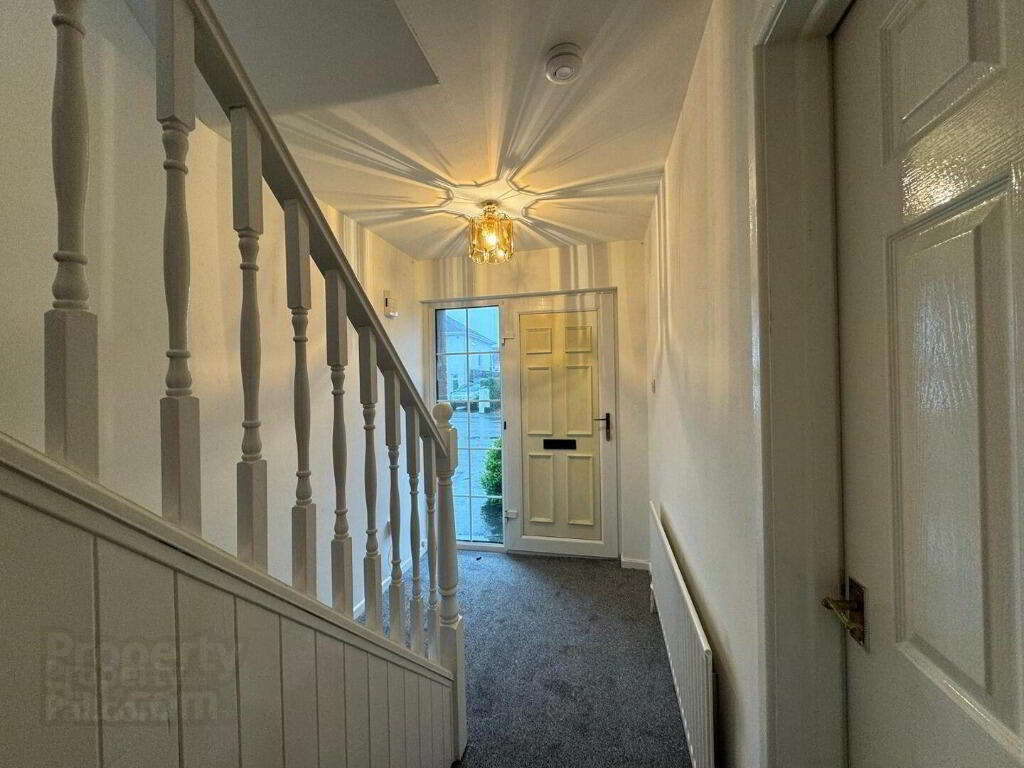 93 Wood Lane 3 of 13