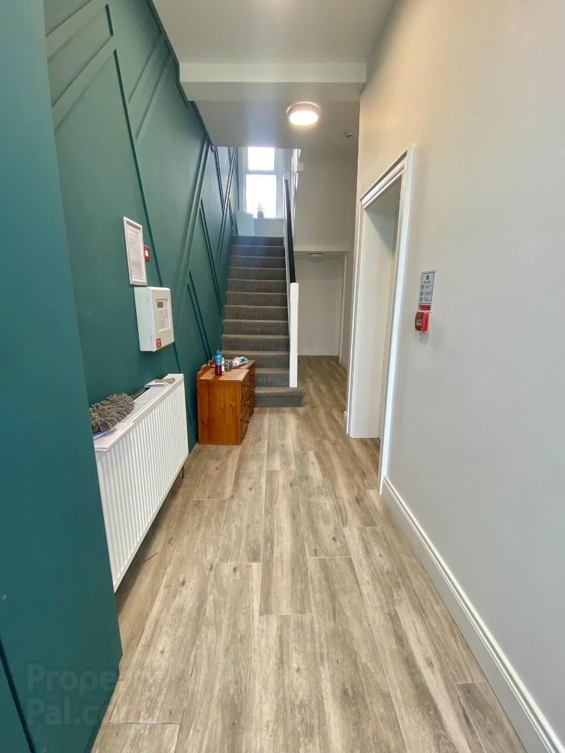 9 Ebrington Terrace ROOM LET 1 of 16
