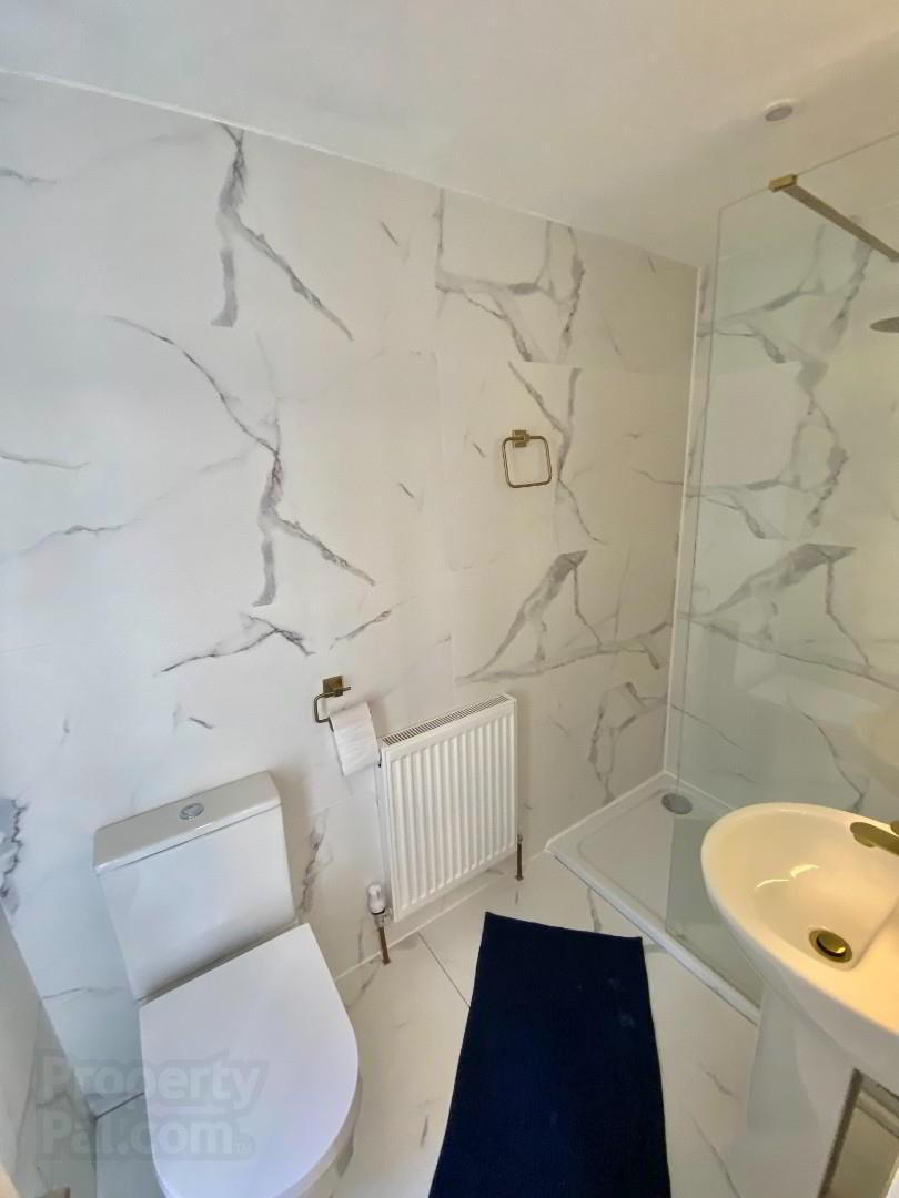 9 Ebrington Terrace ROOM LET 4 of 16