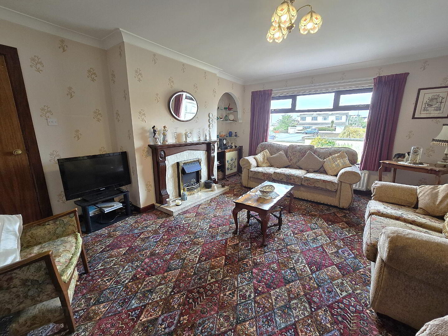property description image