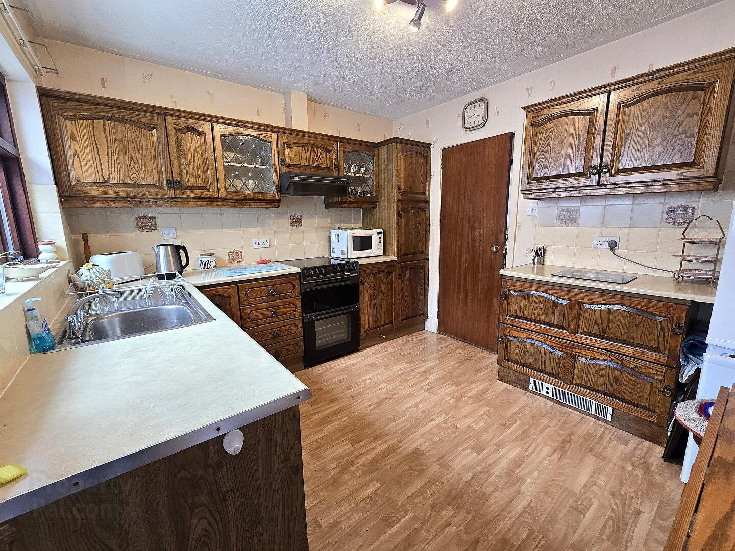 6 Ballaghmore Avenue 5 of 16