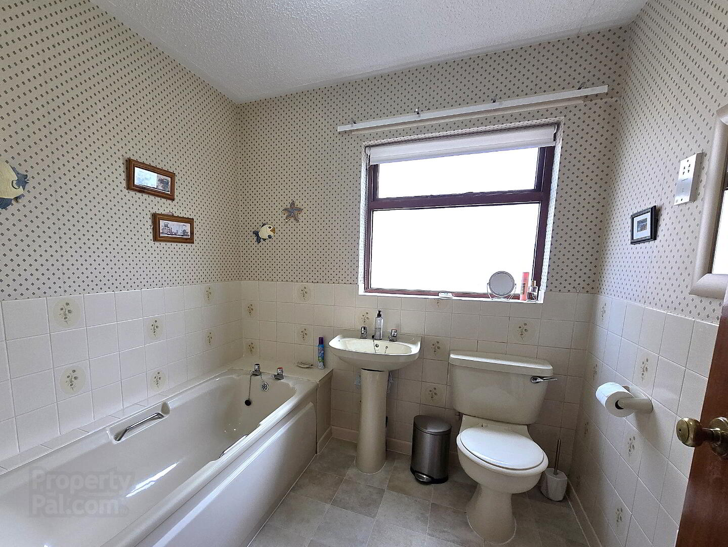 6 Ballaghmore Avenue 10 of 16
