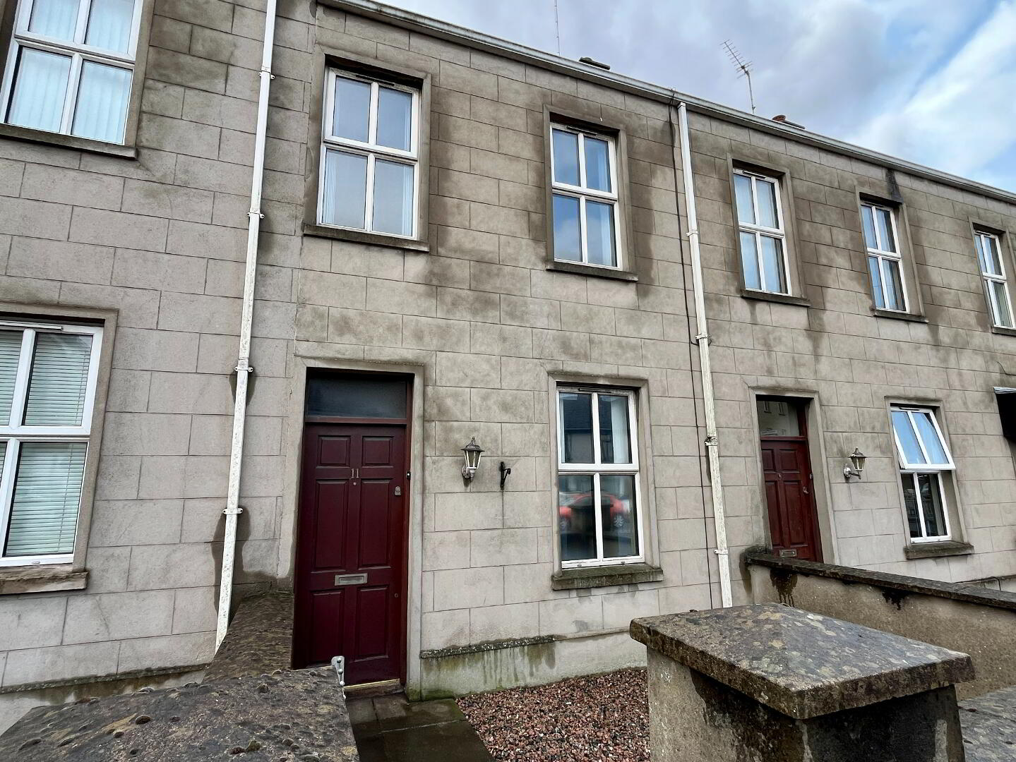 property description image
