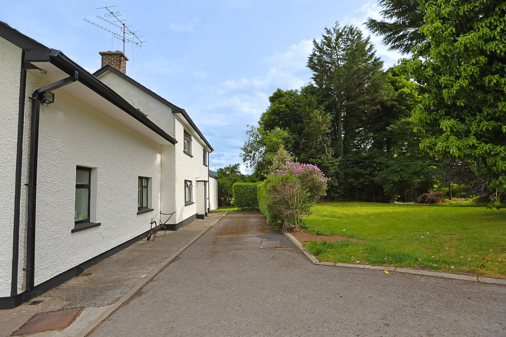property description image
