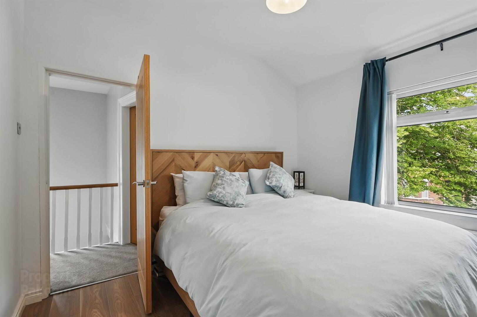 26 Sagimor Gardens 18 of 24