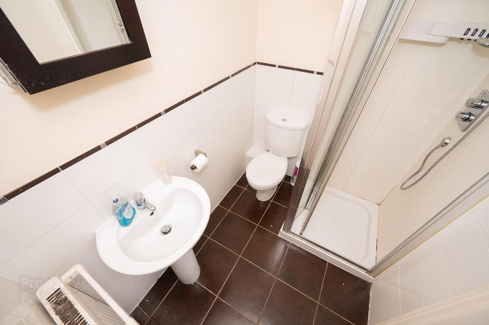 Apt 6 Elm House, 2 Beech Heights 15 of 20