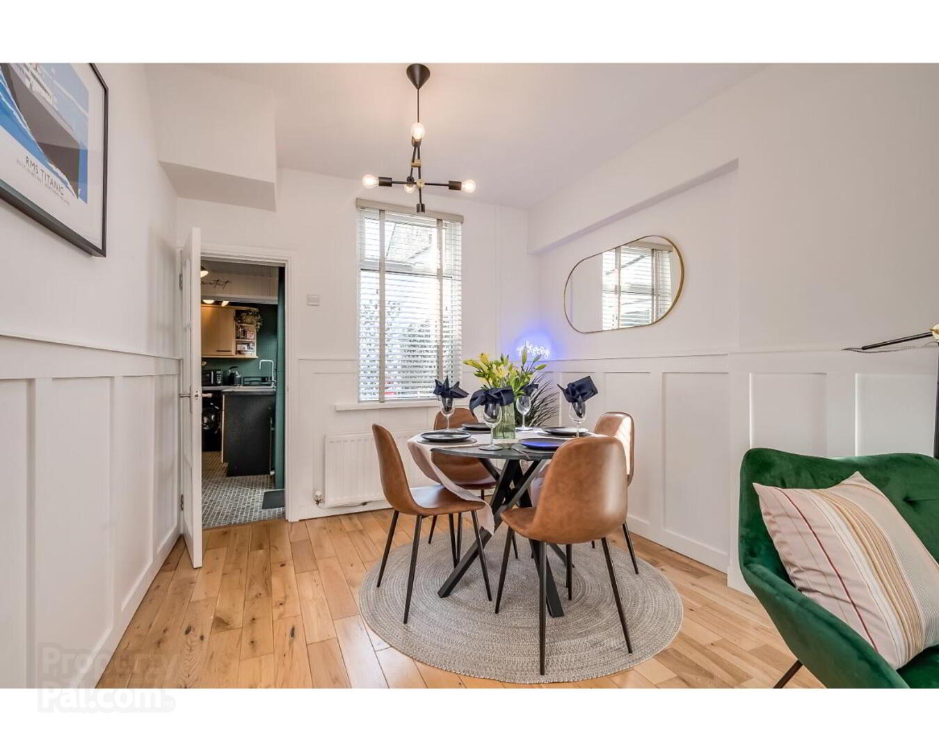42 Dunraven Avenue 5 of 18