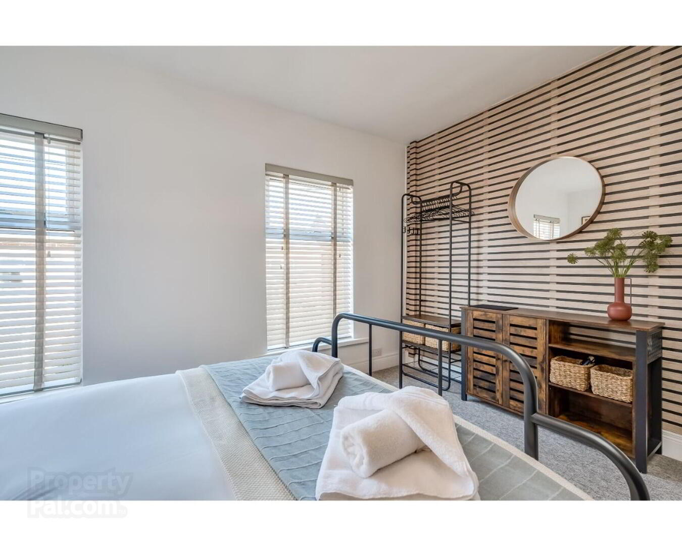 42 Dunraven Avenue 15 of 18