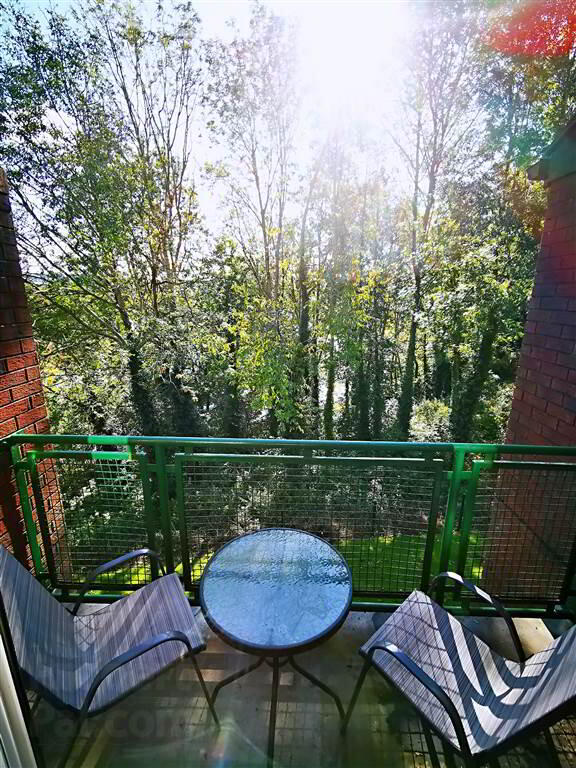 7e Stranmillis Court 9 of 9