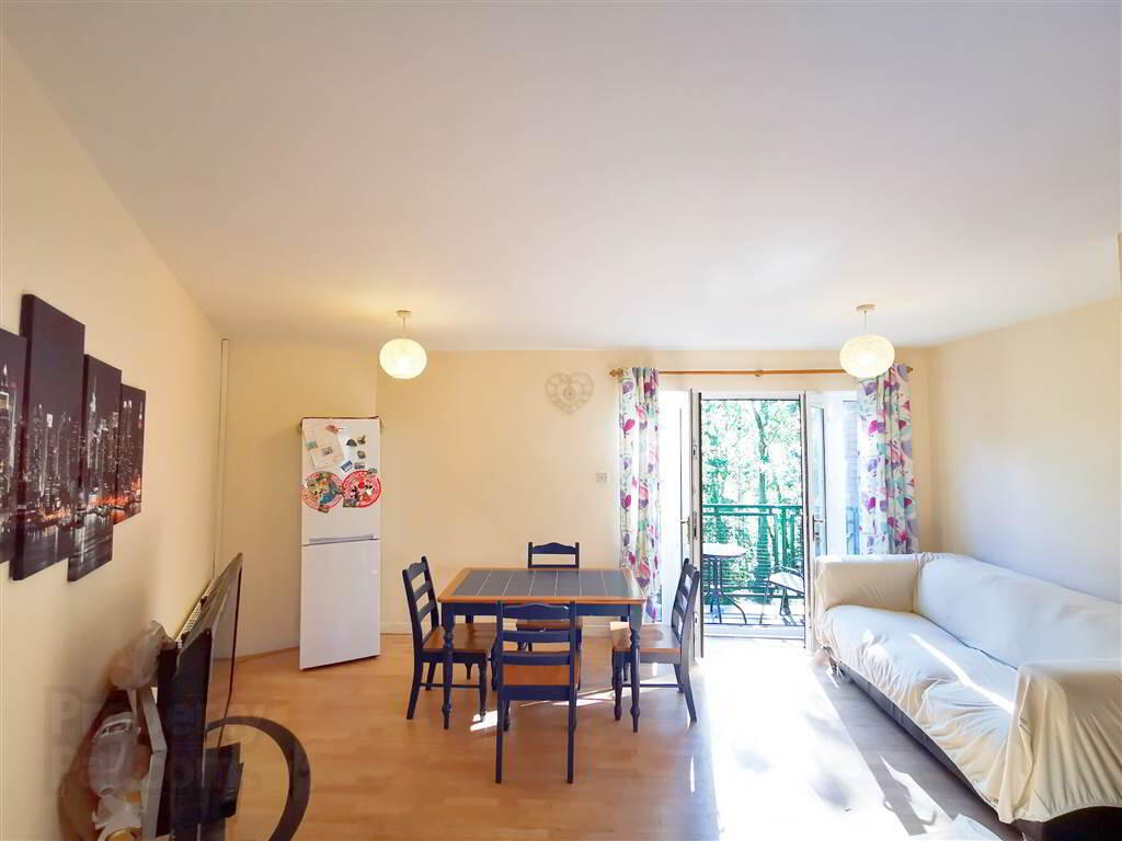 7e Stranmillis Court 3 of 9