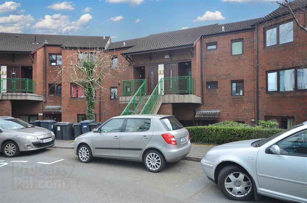 7e Stranmillis Court 1 of 9
