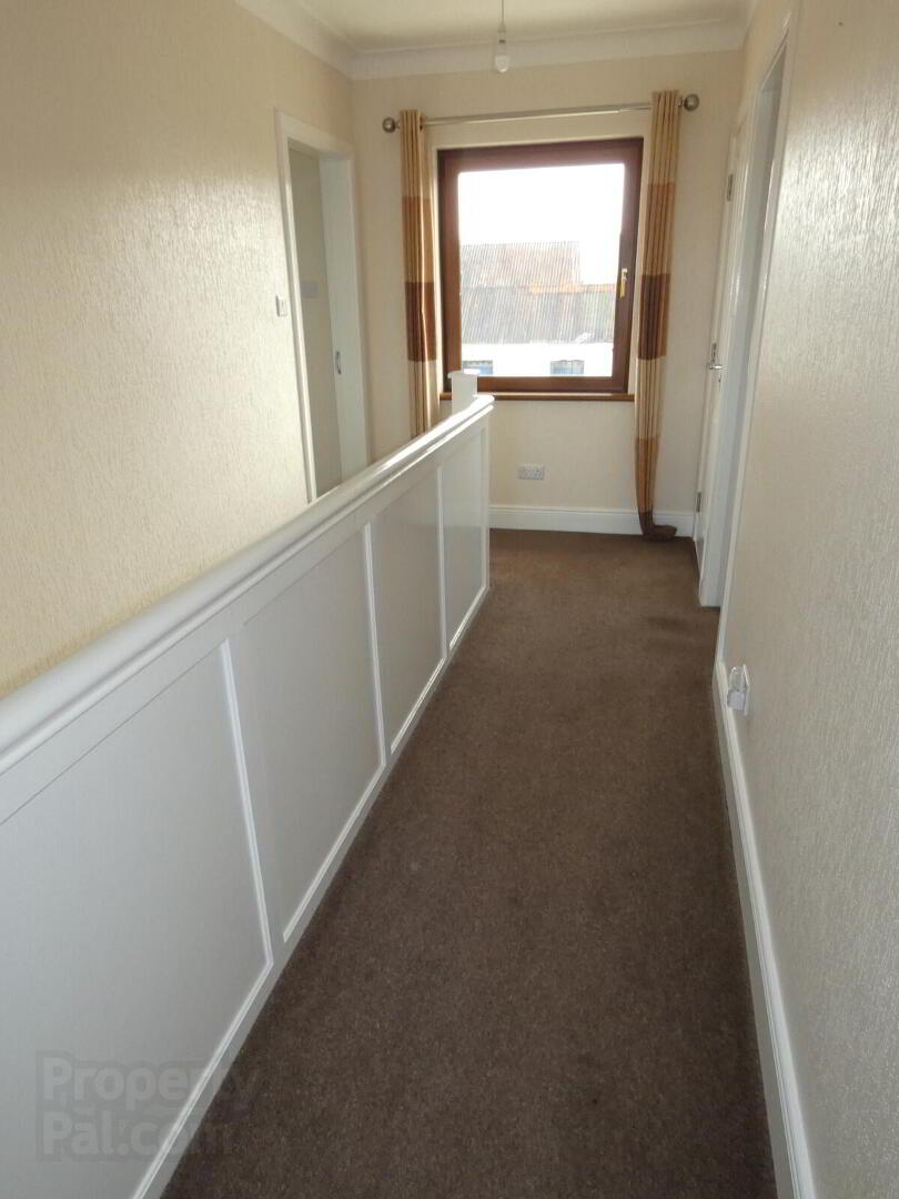 29 Farran Road 19 of 37