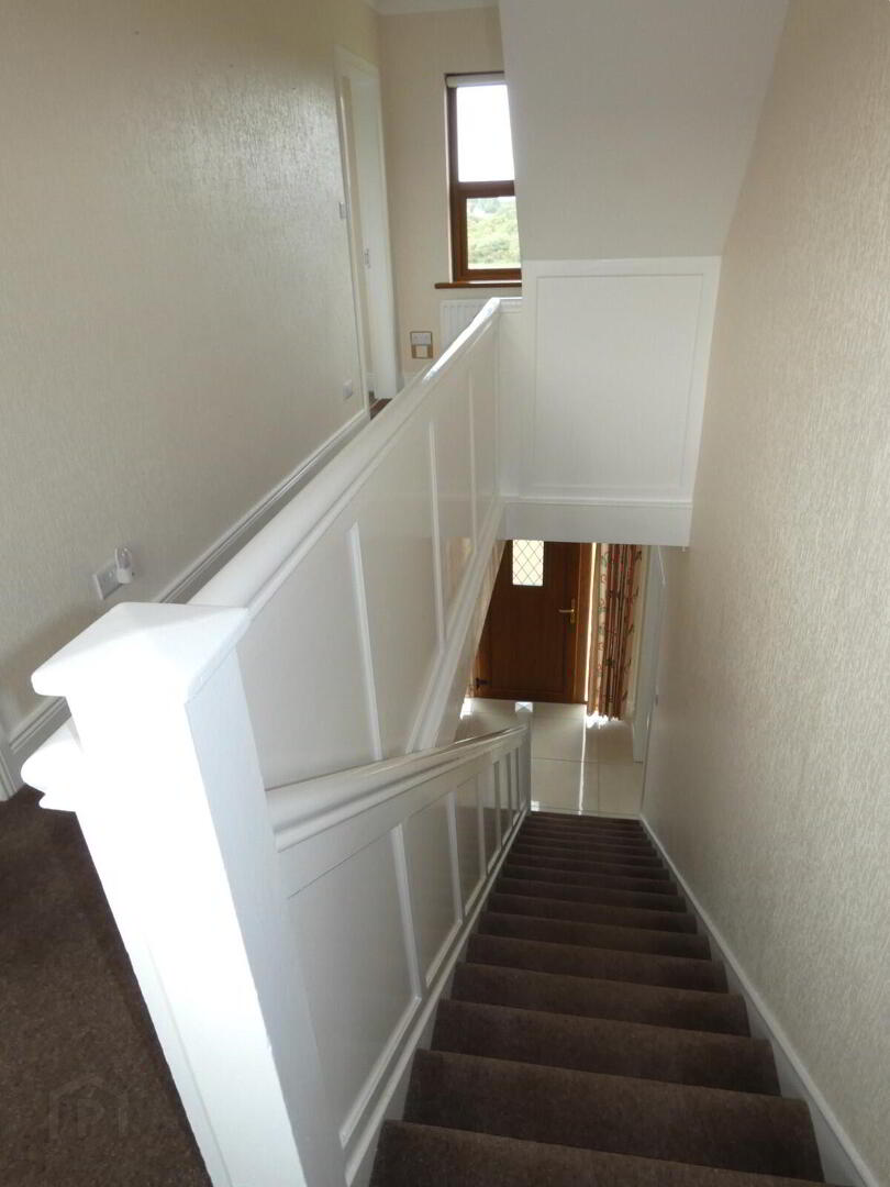 29 Farran Road 18 of 37