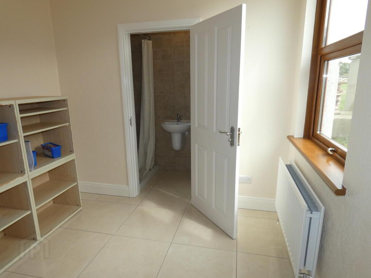 29 Farran Road 15 of 37
