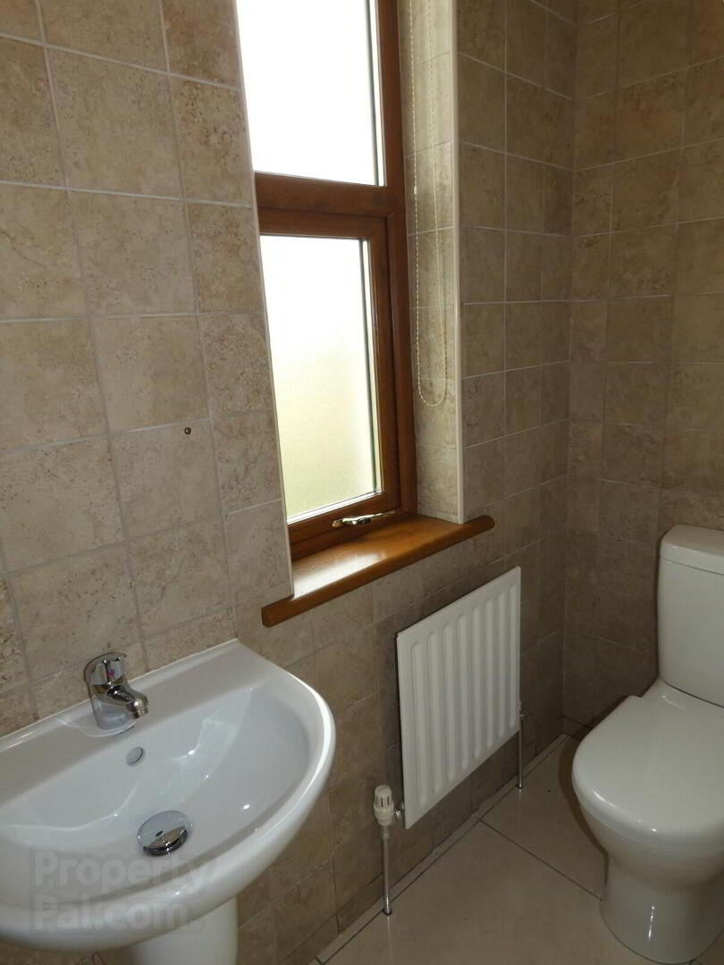 29 Farran Road 17 of 37