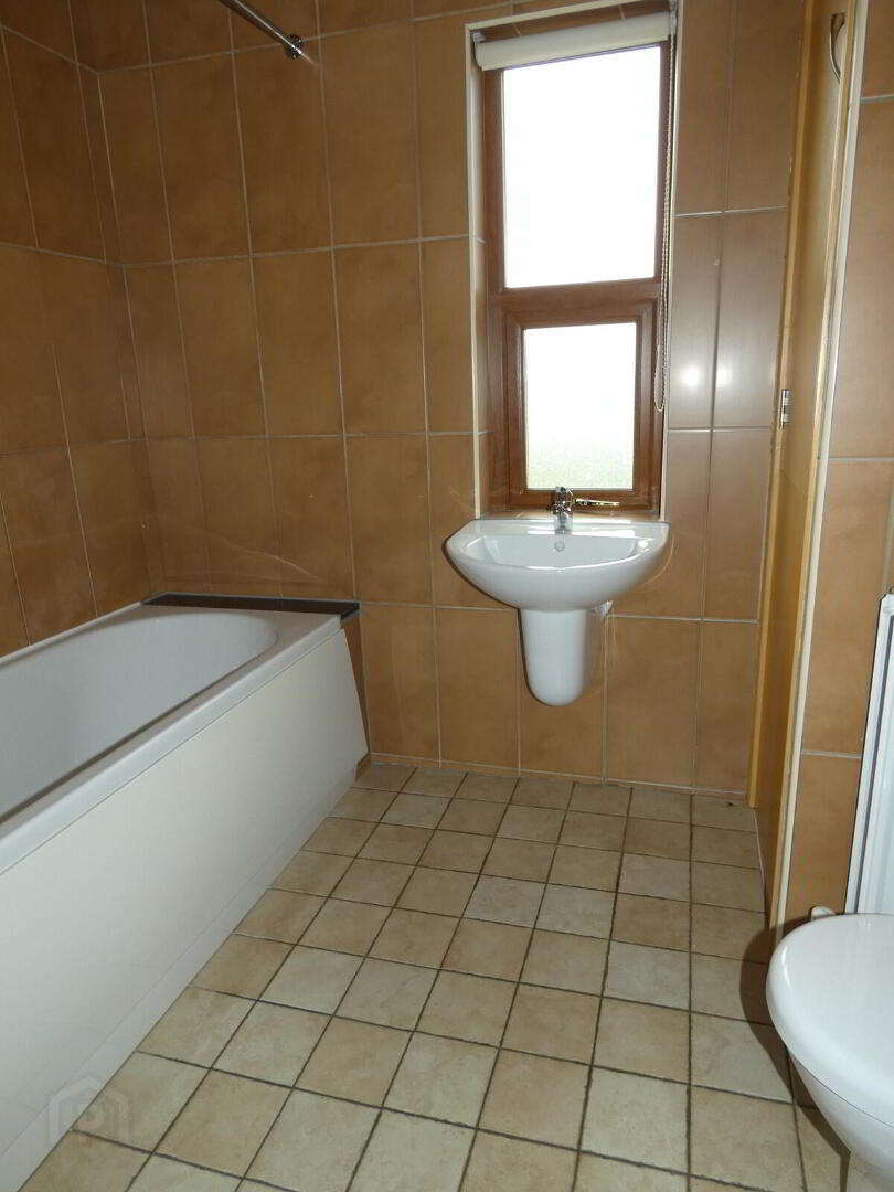 29 Farran Road 25 of 37
