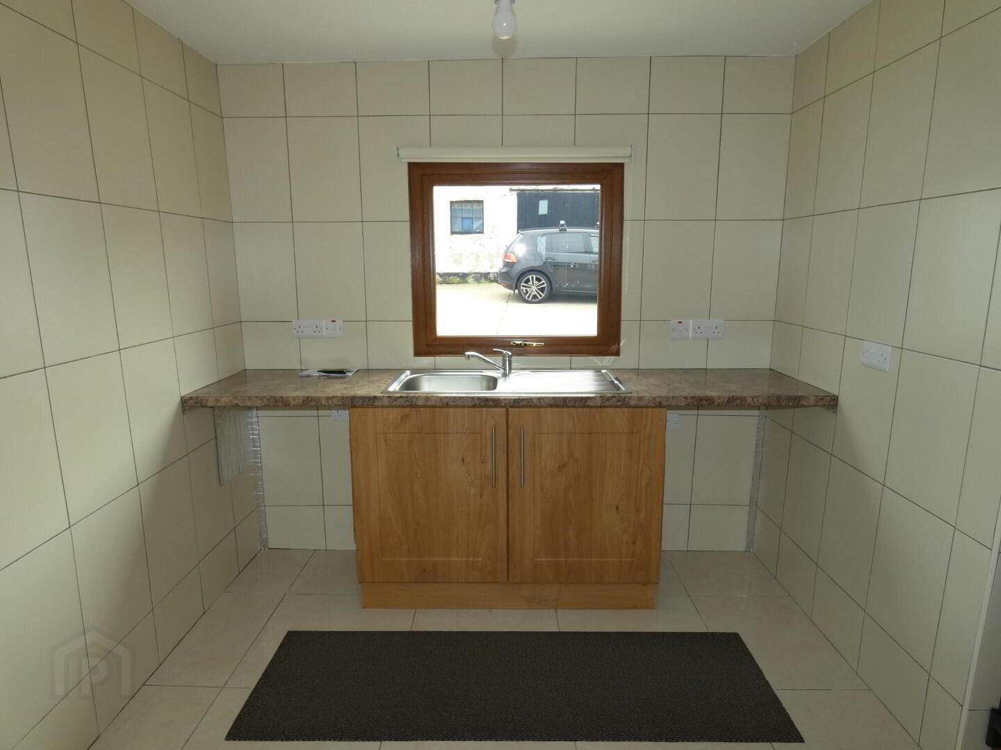 29 Farran Road 14 of 37