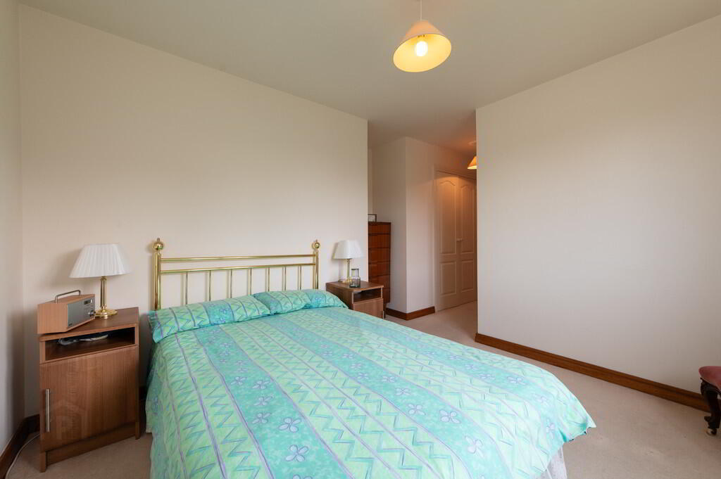 8 Spinnaker Court 12 of 20