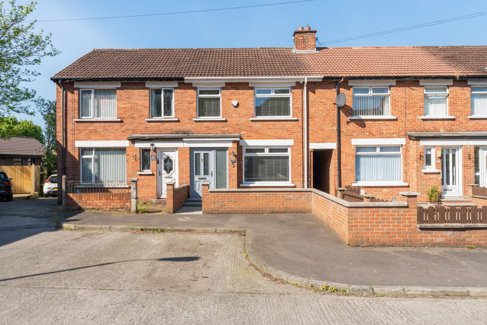 29 Knockmount Gardens 1 of 19