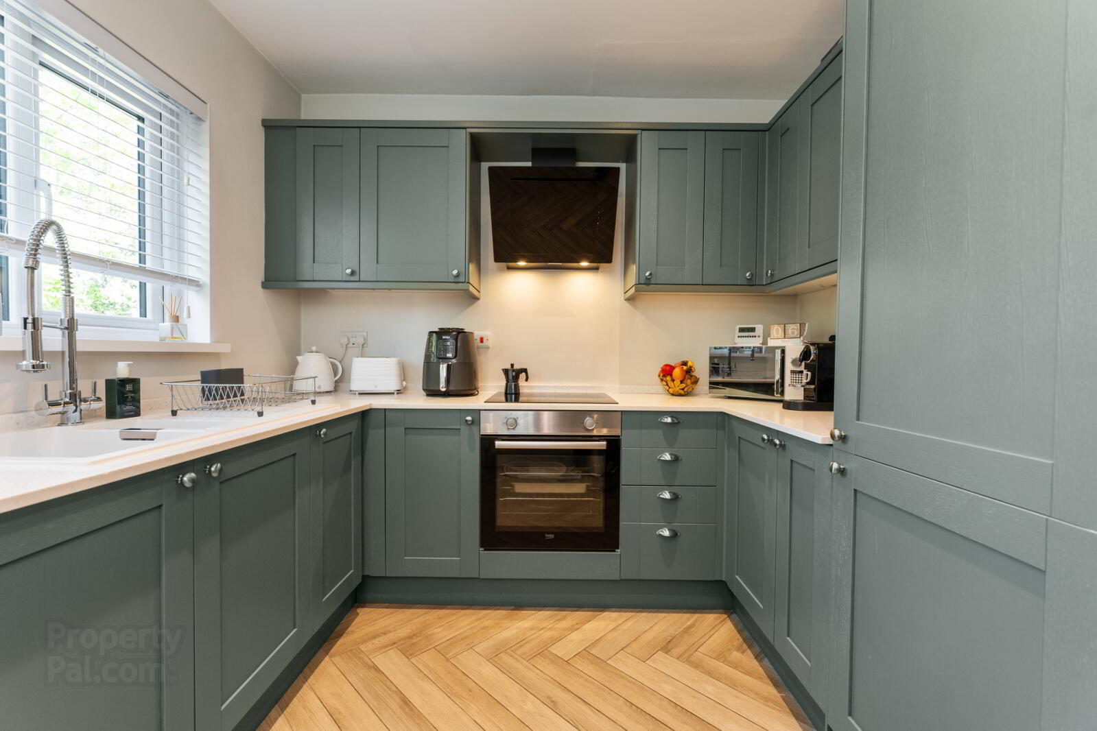 29 Knockmount Gardens 8 of 19