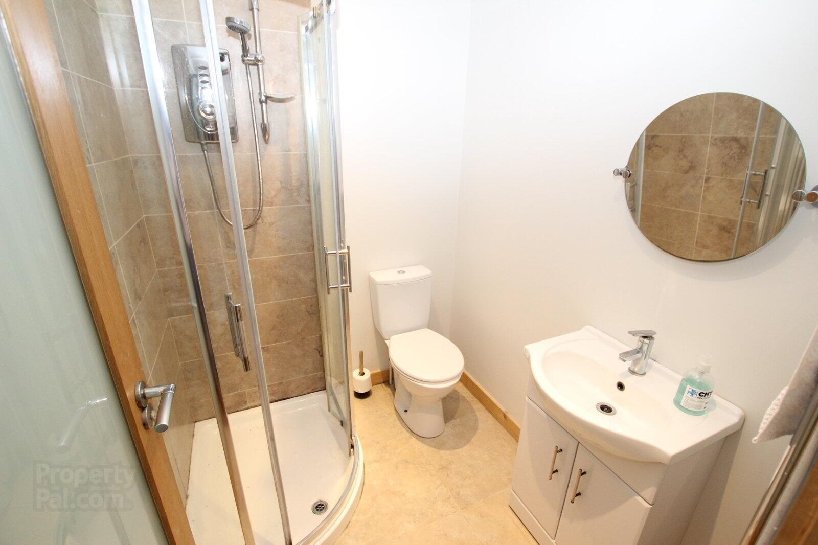8 Blackthorn Road 16 of 24