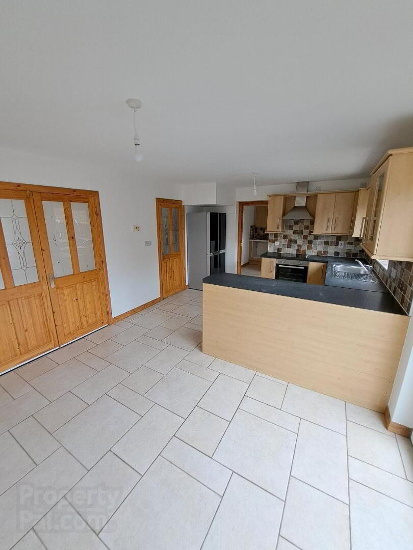 74 Larkfield Meadows 5 of 27