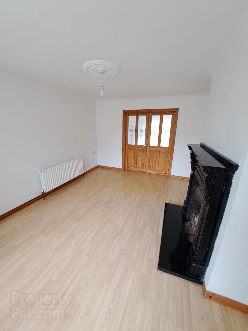 74 Larkfield Meadows 14 of 27