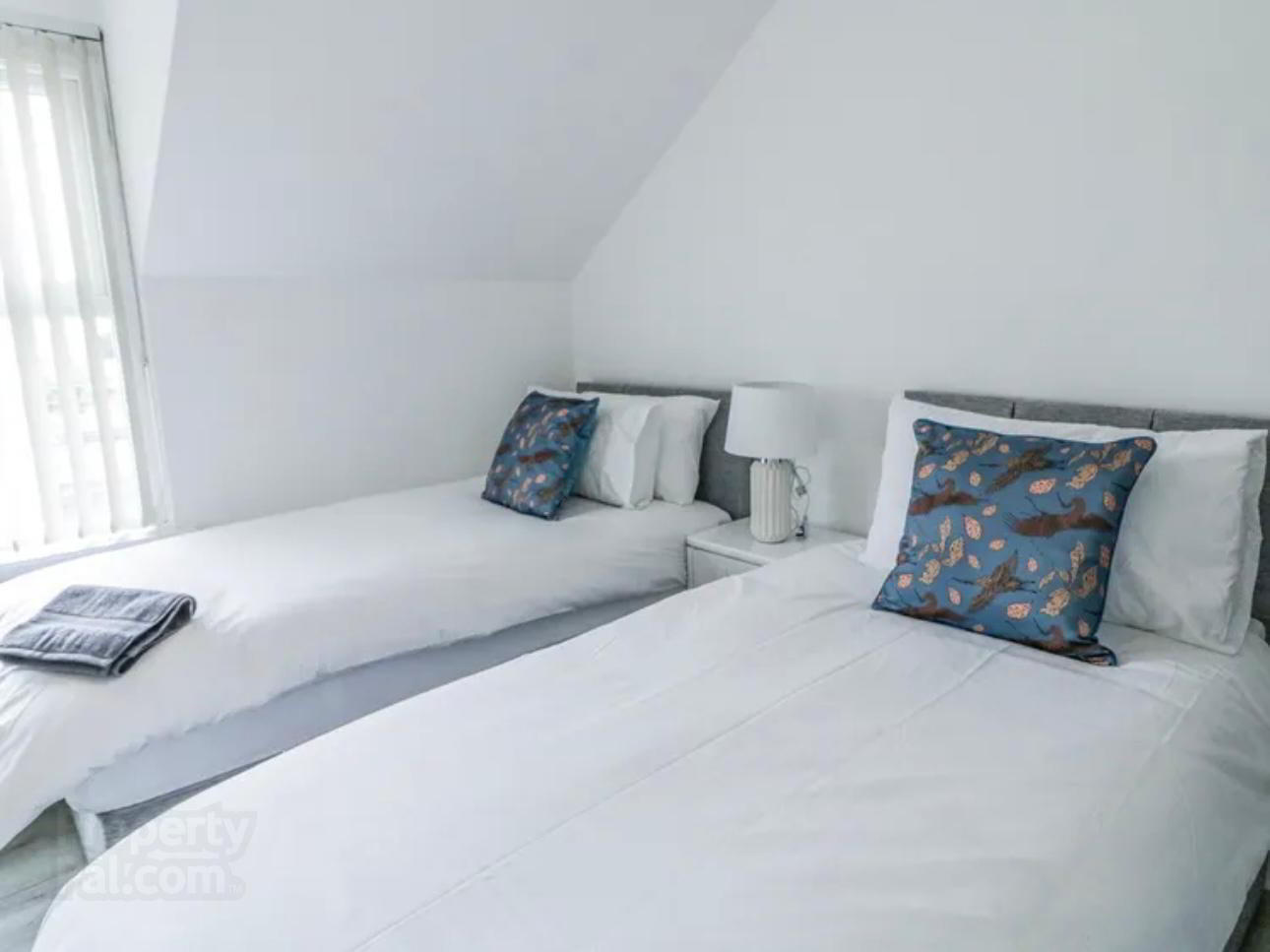 Horizon Apartments, 4 Sea Road 8 of 21