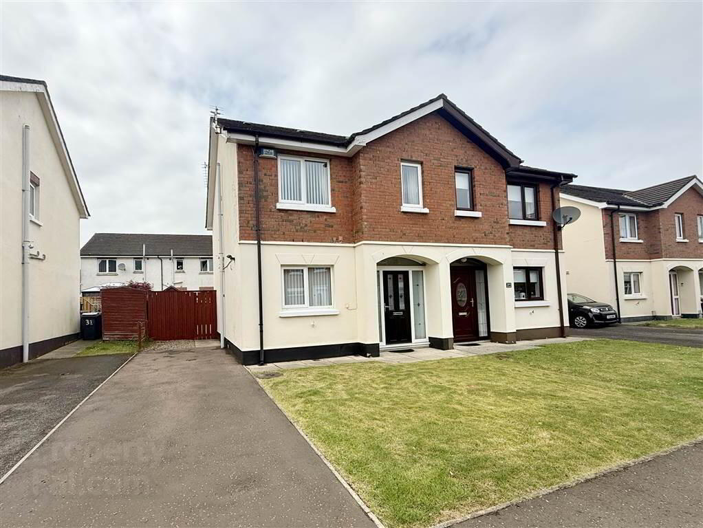 29 Millar Street 1 of 13