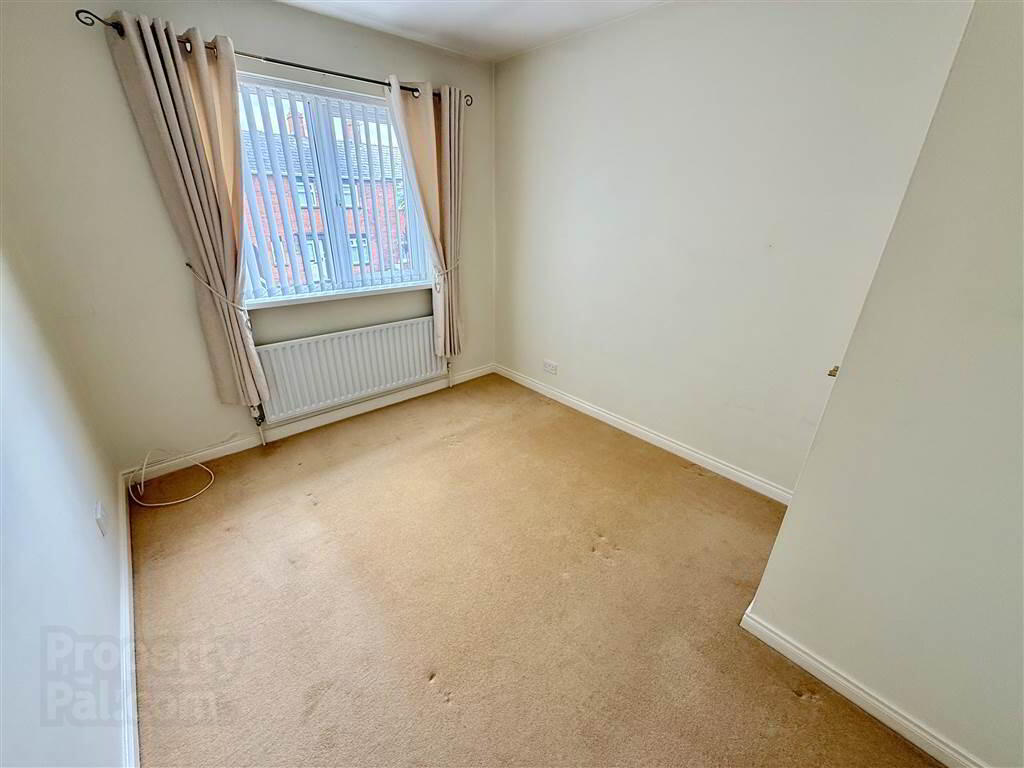 29 Millar Street 9 of 13