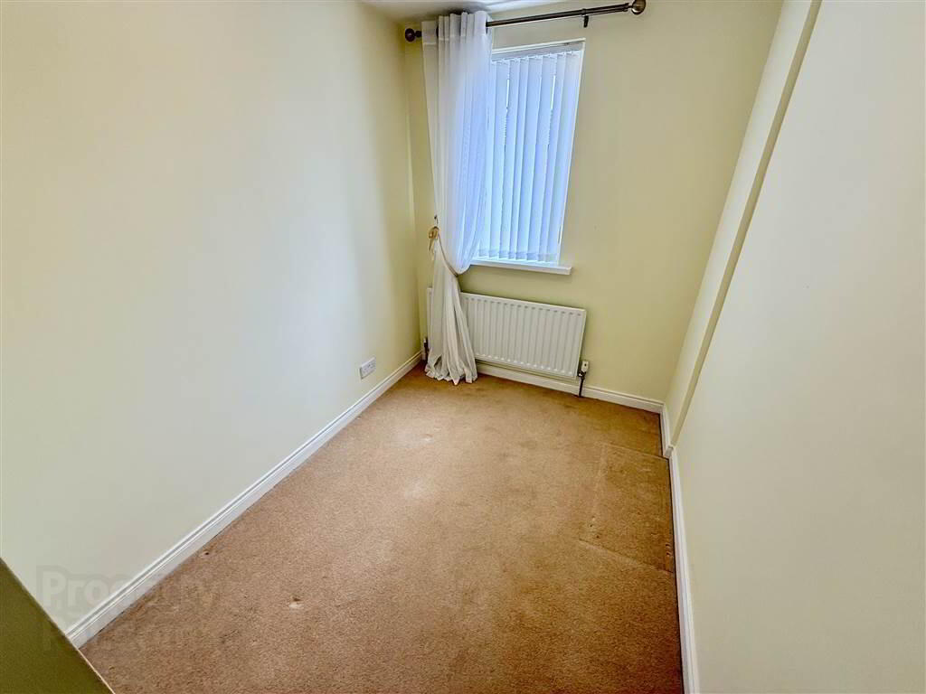 29 Millar Street 10 of 13