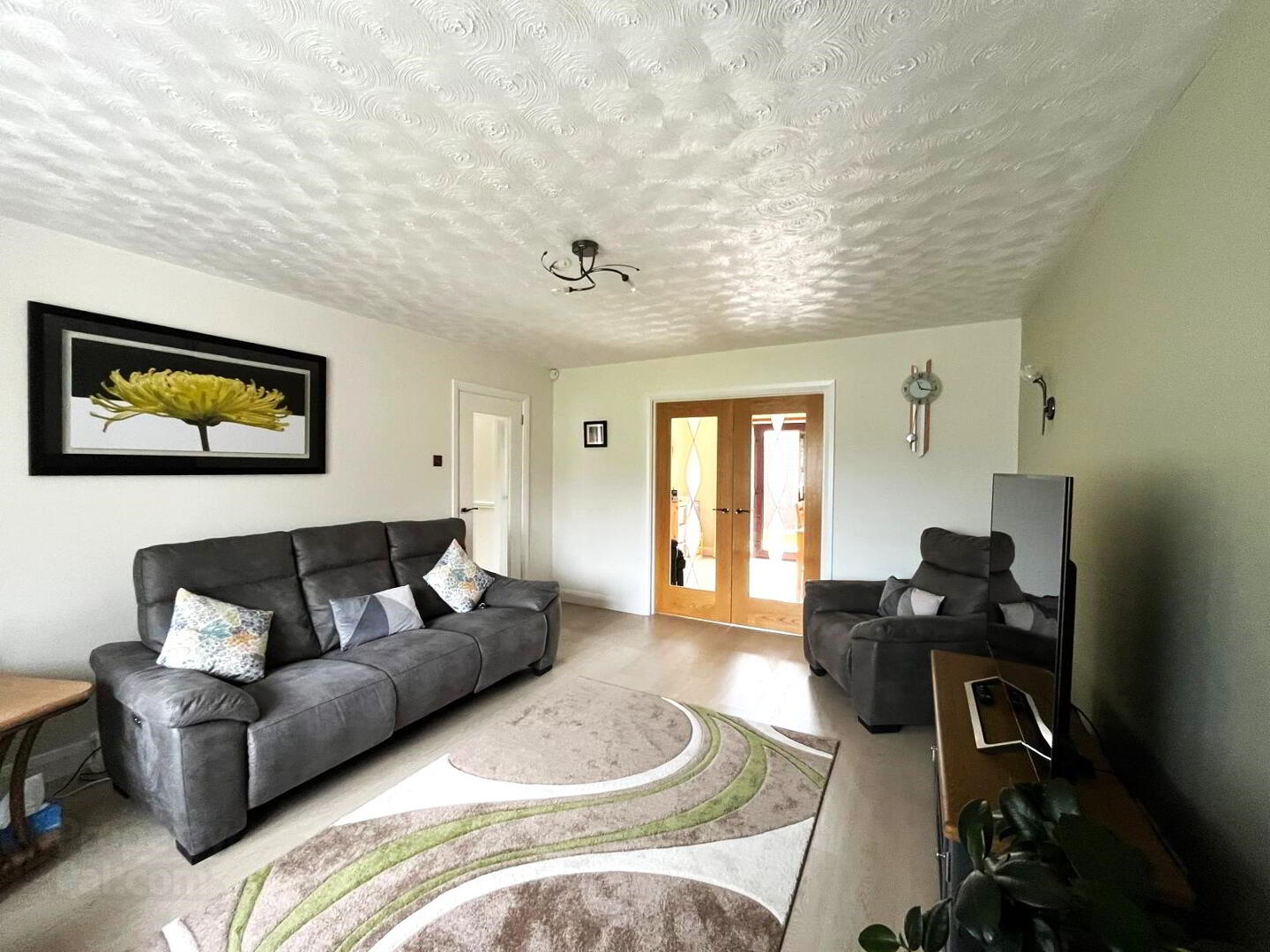 10 Baird Crescent 6 of 32