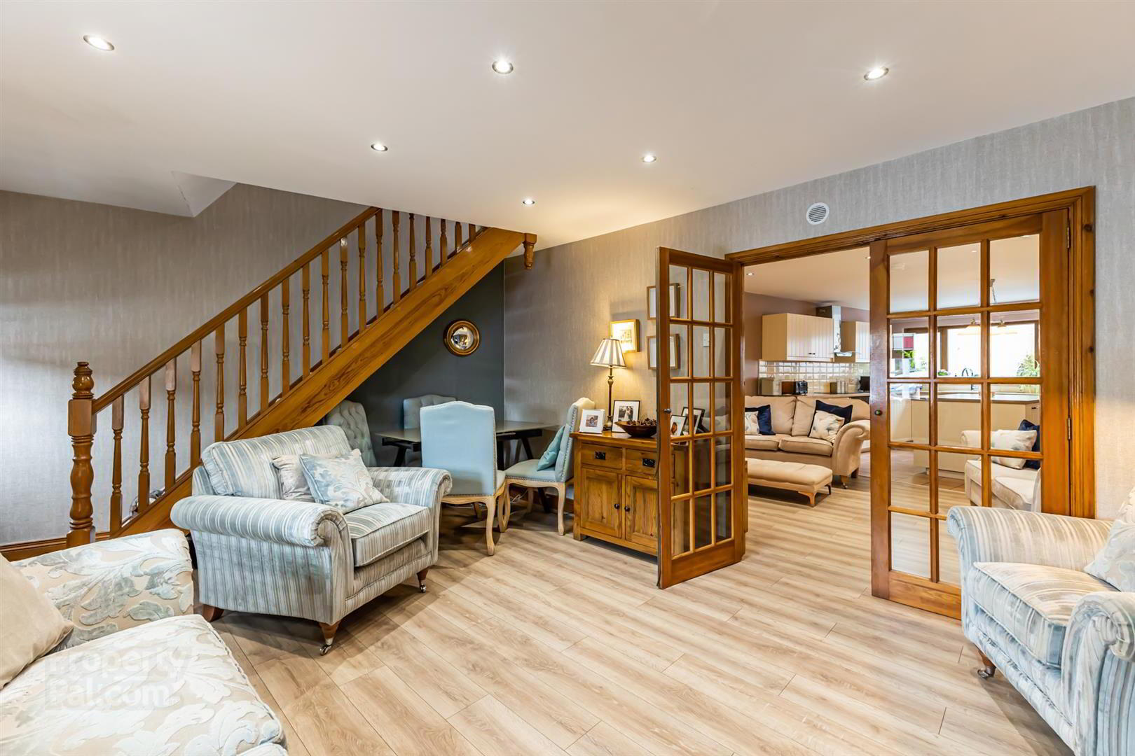 24 Belfast Road 3 of 17