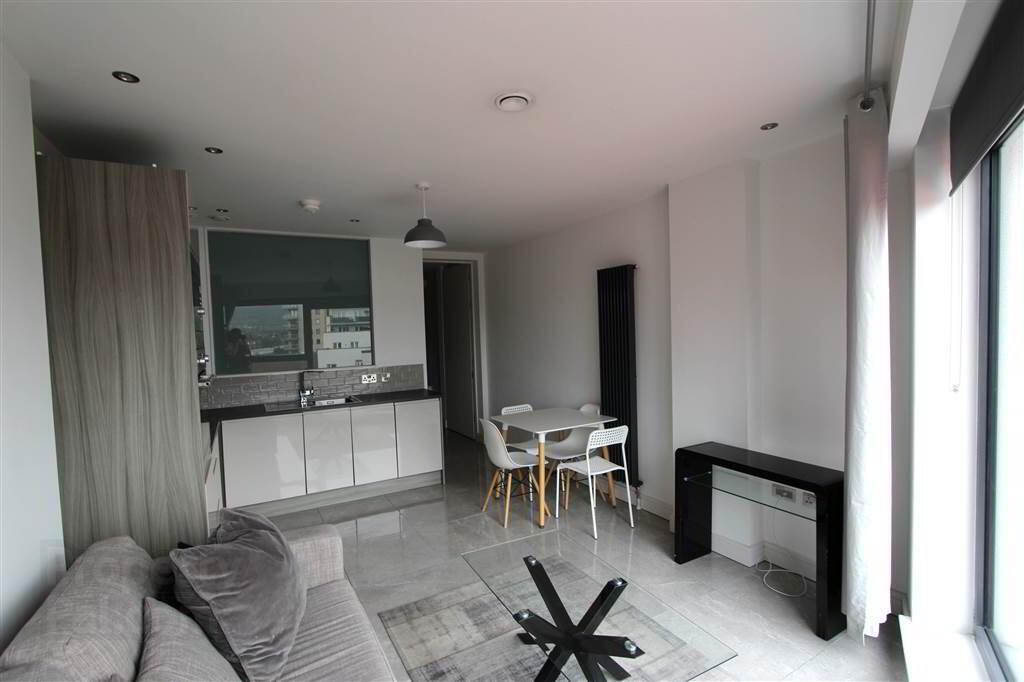 Apt 47 The Gallery, 71 Dublin Road 3 of 8