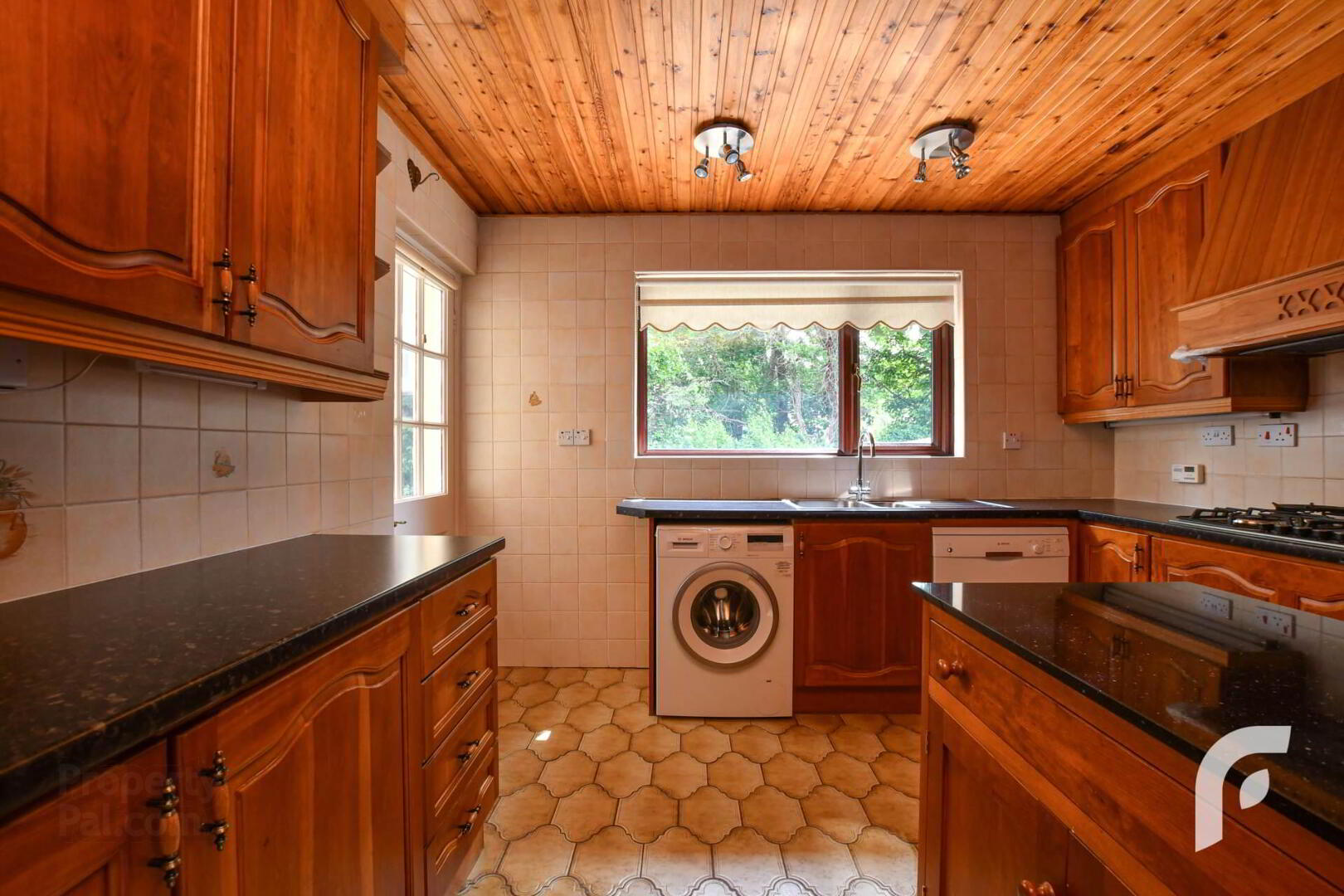 7 Jordanstown Heights 18 of 42