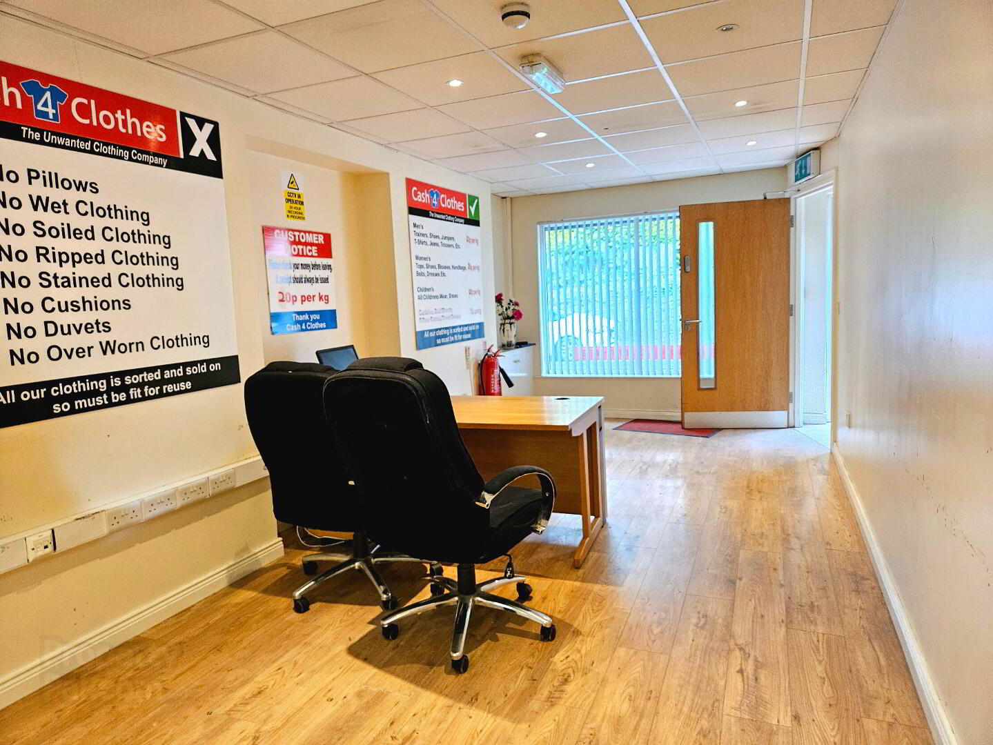 Ground Floor, 36 Kenlis Street 5 of 5