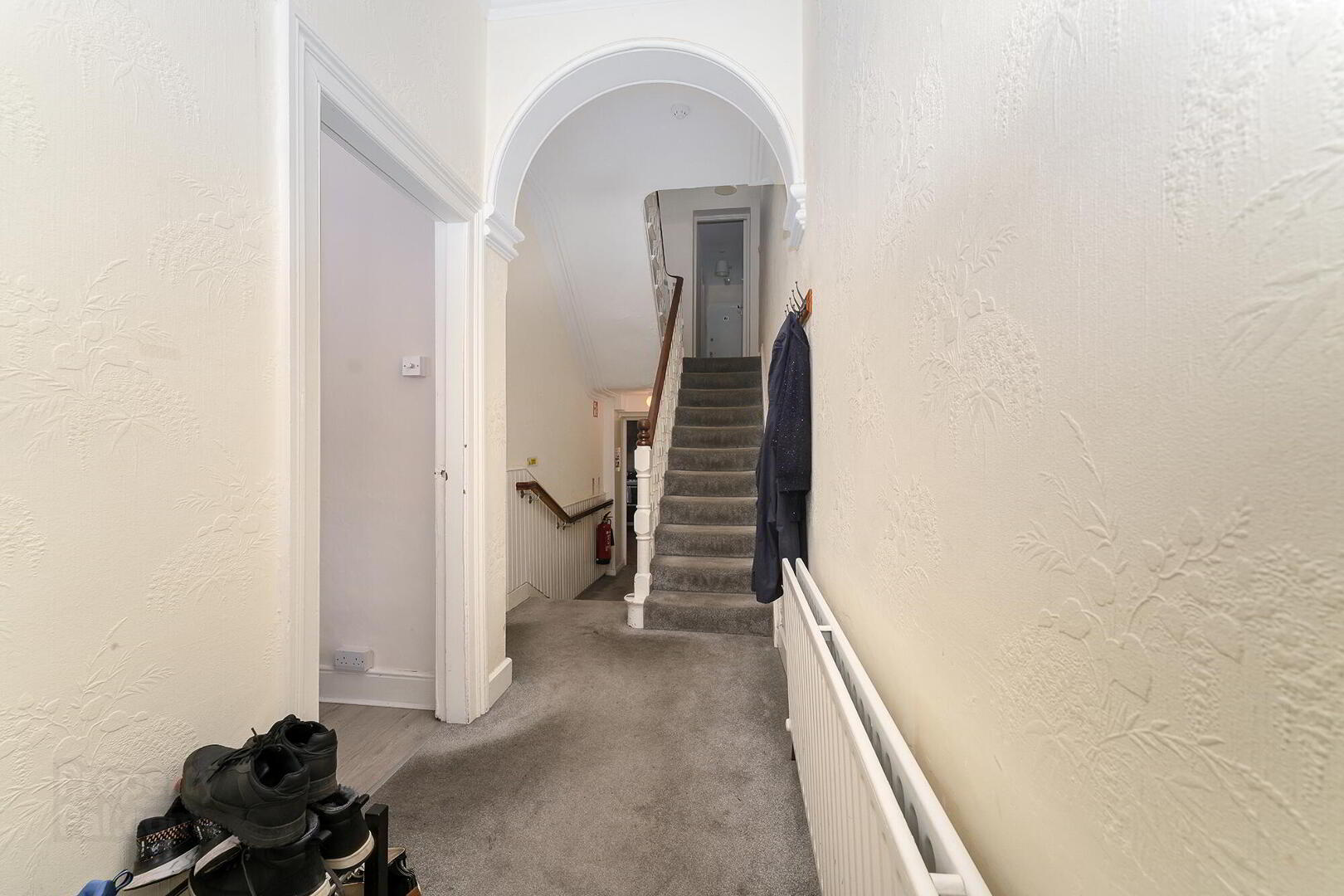 11 St Alphonsus Road 3 of 30
