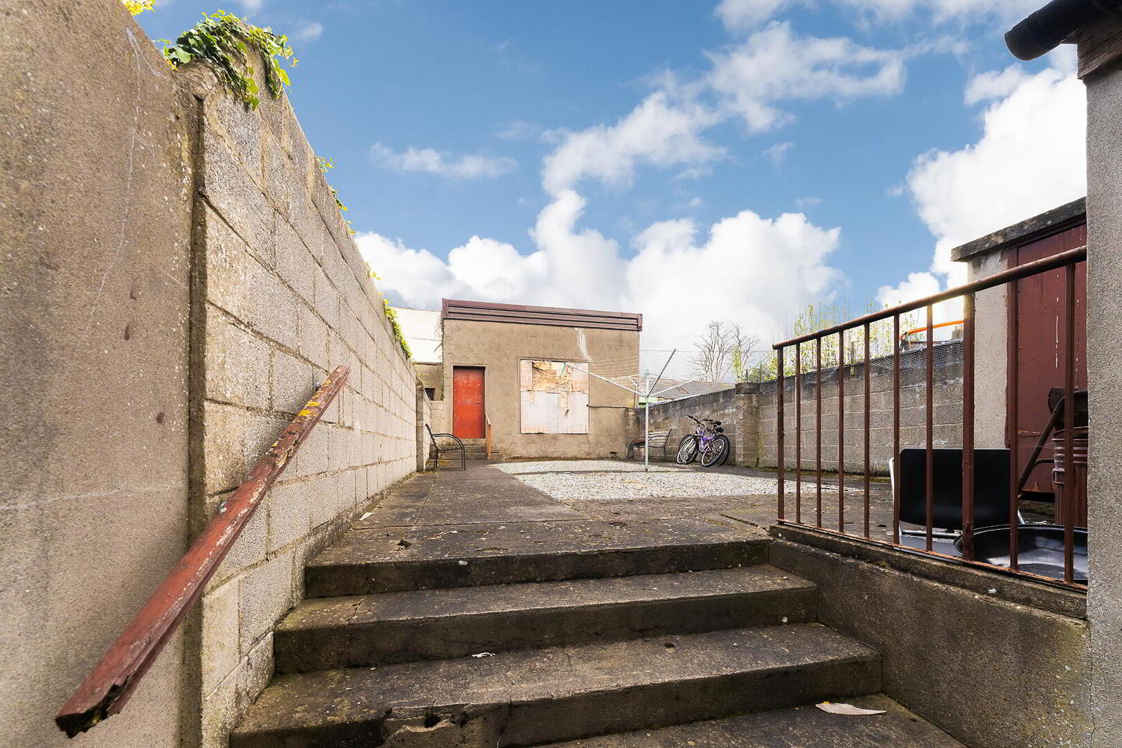 11 St Alphonsus Road 27 of 30
