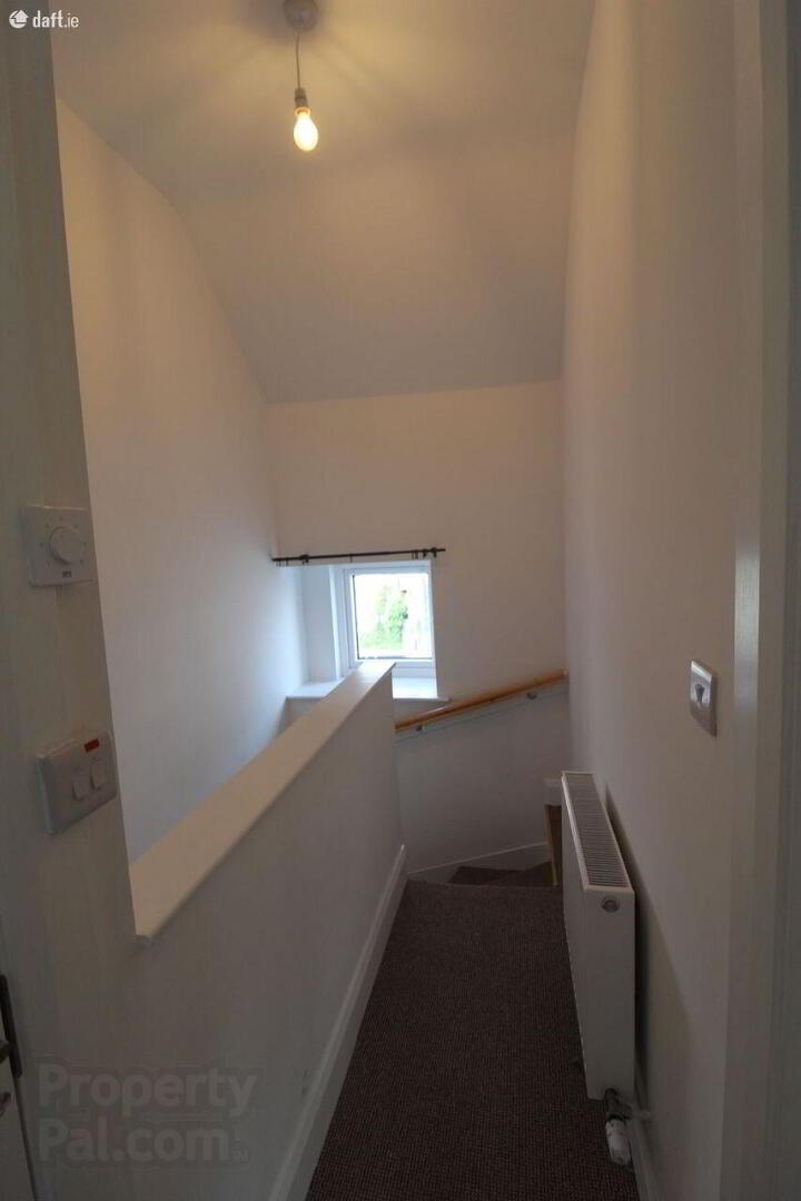 5 Lower Bathview Terrace 3 of 9