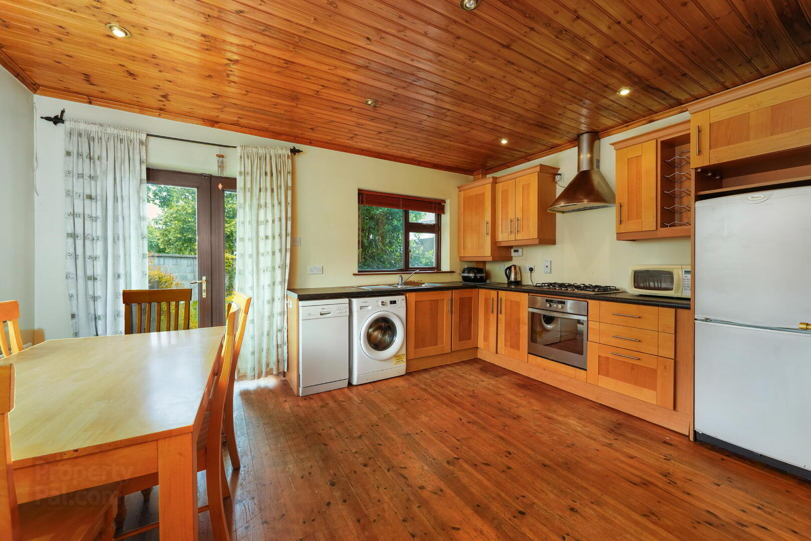 15a Willington Park 6 of 23