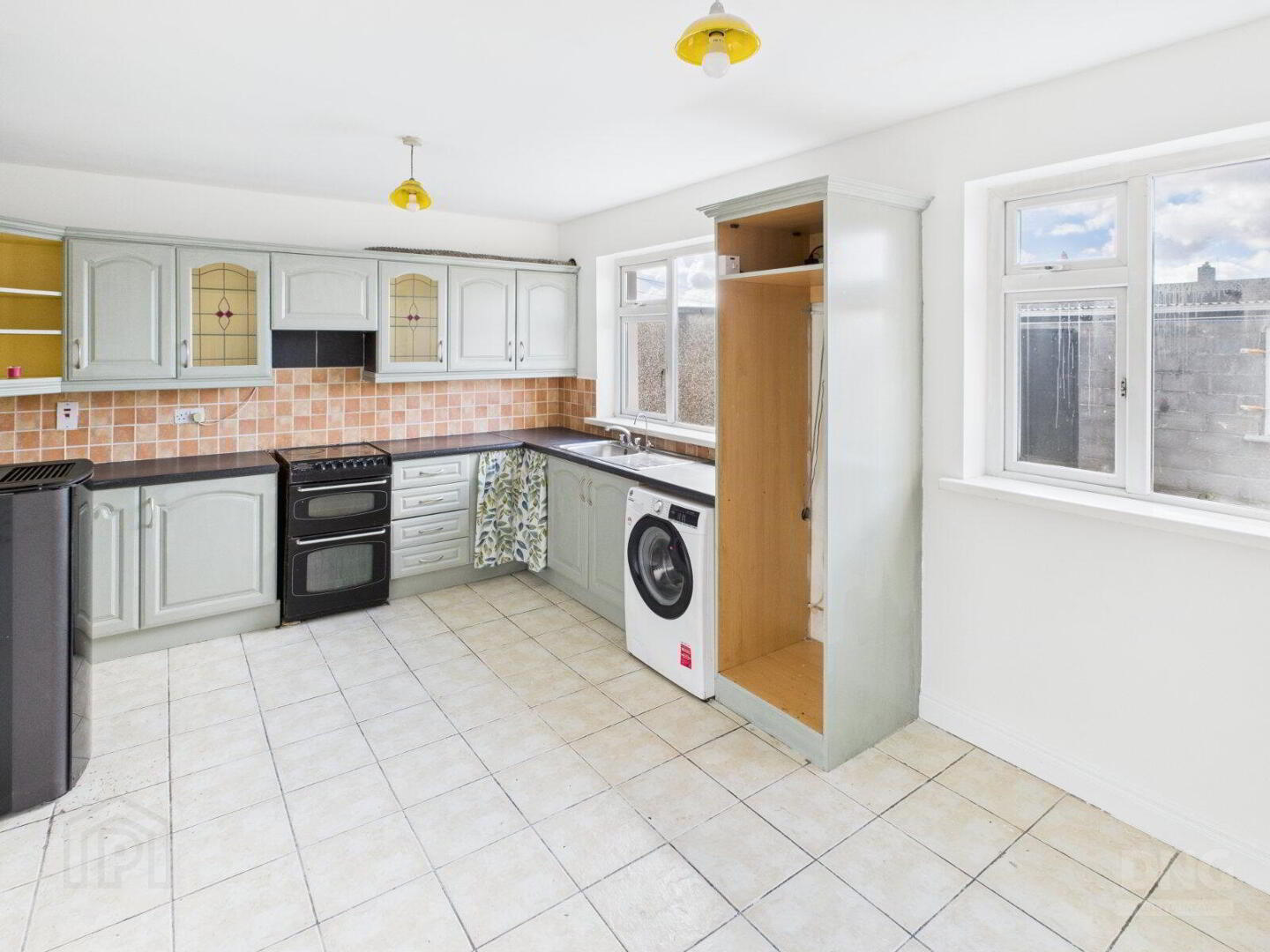 286 Ardan View 6 of 18