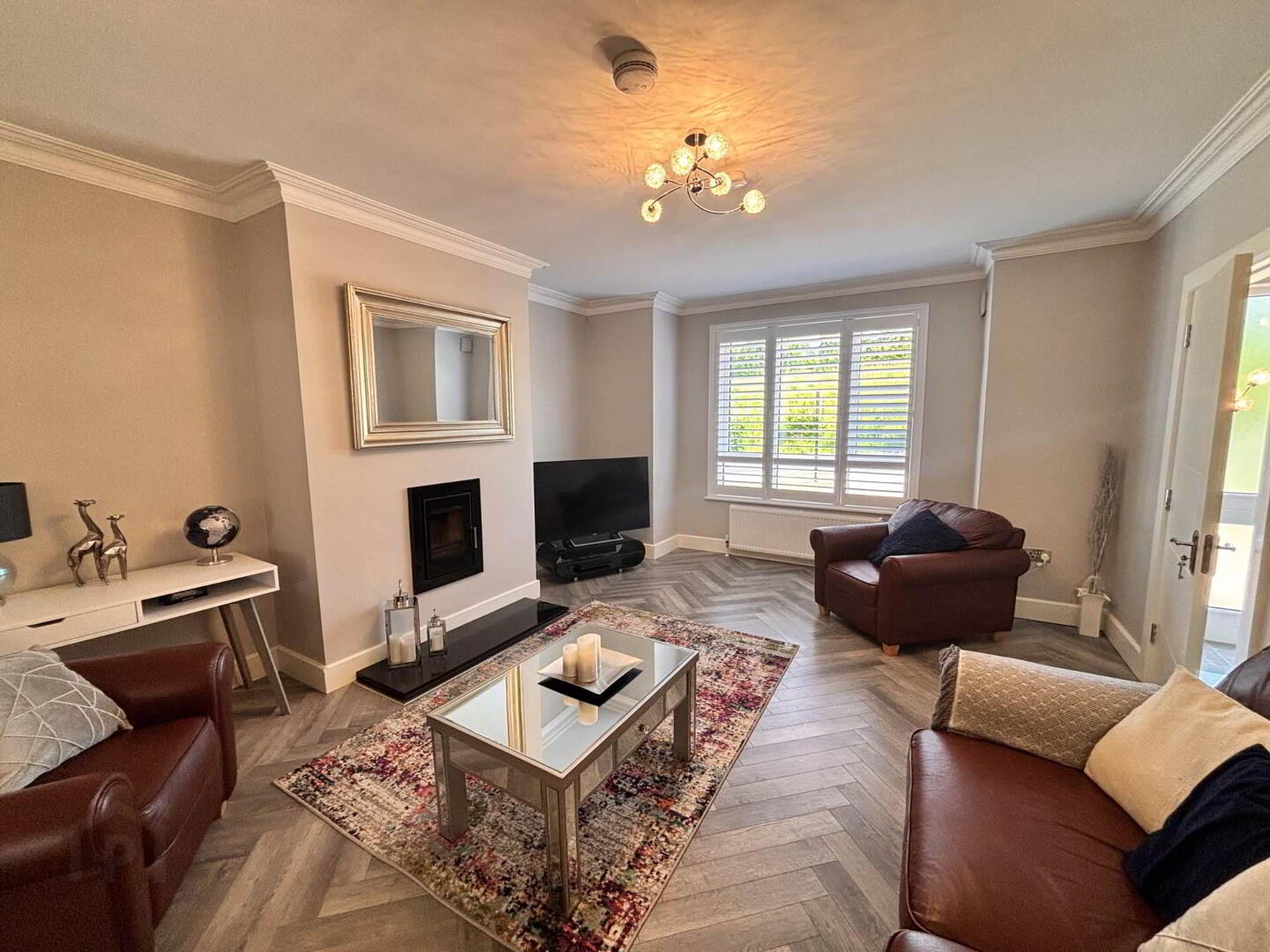 2 Oak Close 2 of 19
