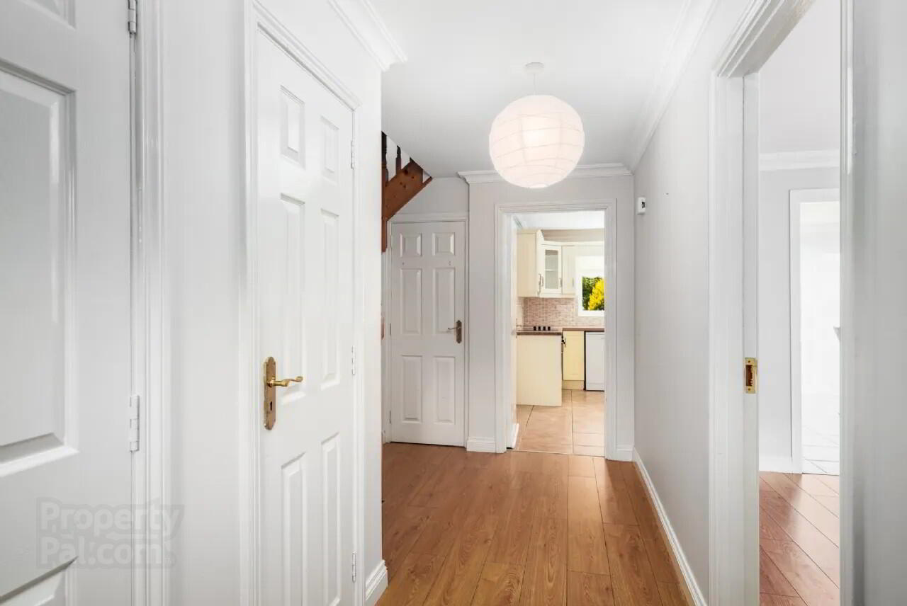 7 Beechwood Avenue 3 of 24