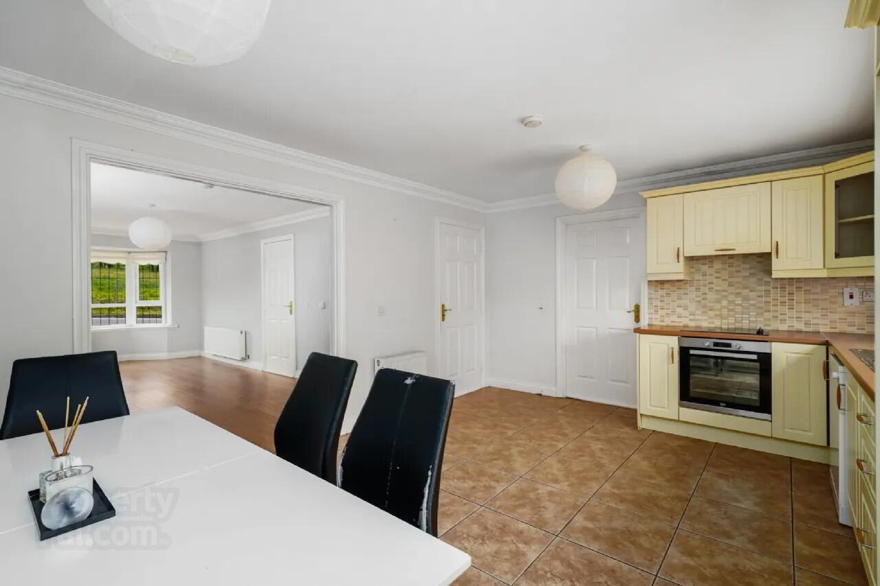 7 Beechwood Avenue 7 of 24