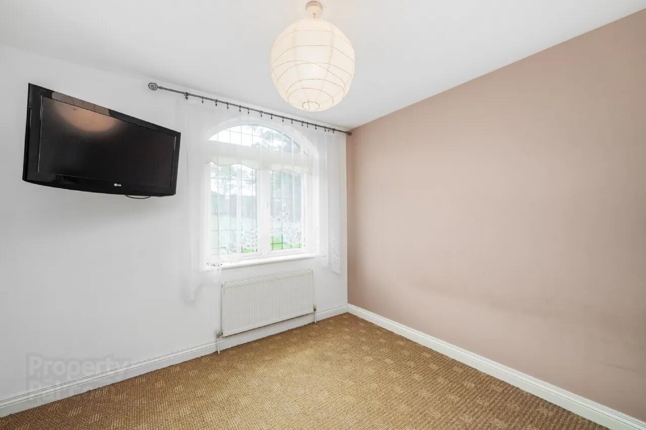 7 Beechwood Avenue 18 of 24
