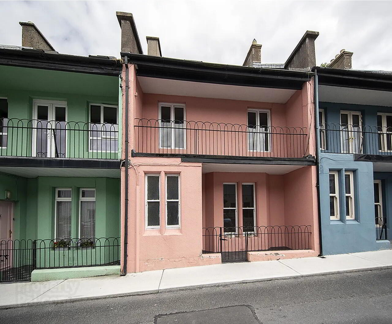 4 Western Terrace 1 of 28