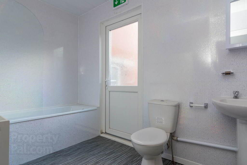 Flat 2, 57 Fitzwilliam Street 9 of 9